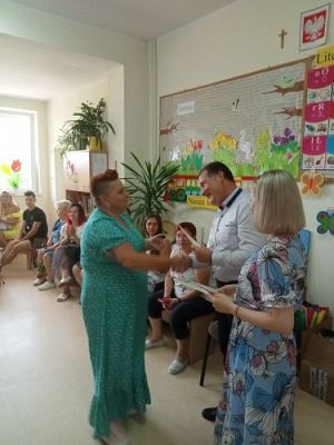 Grafika #76: Czas do szkoły!