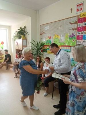 Grafika #77: Czas do szkoły!