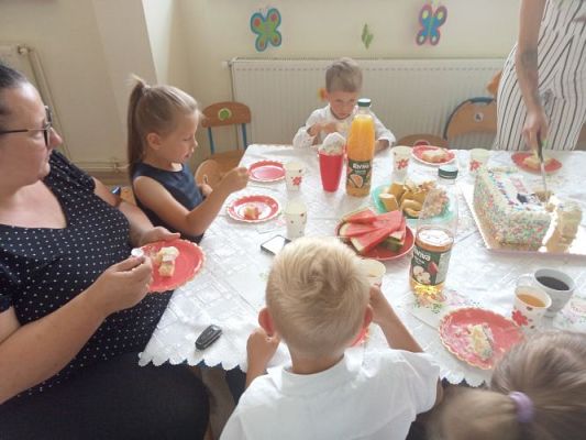 Grafika #90: Czas do szkoły!