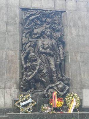 Grafika #22: Wycieczka do Warszawy klas VIII gminy Wicko