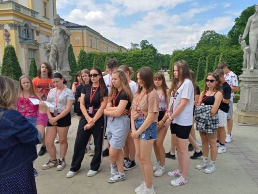 Grafika #37: Wycieczka do Warszawy klas VIII gminy Wicko