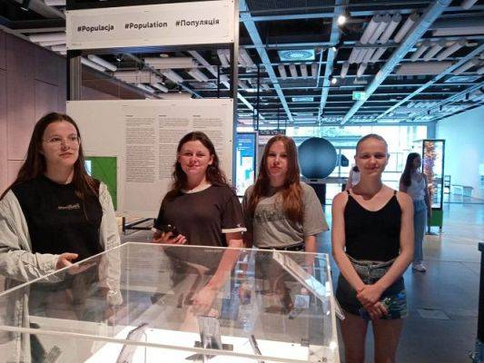 Grafika #45: Wycieczka do Warszawy klas VIII gminy Wicko