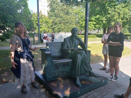 Grafika #57: Wycieczka do Warszawy klas VIII gminy Wicko