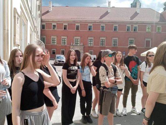 Grafika #61: Wycieczka do Warszawy klas VIII gminy Wicko