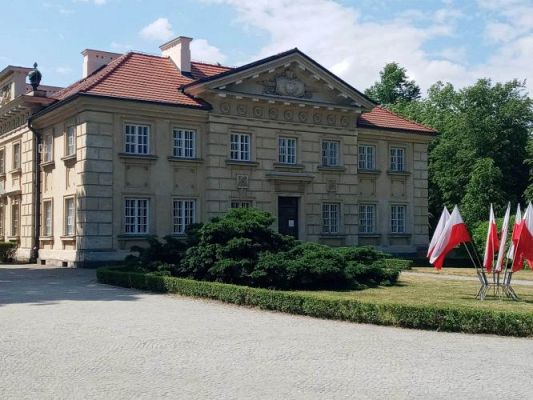 Grafika #69: Wycieczka do Warszawy klas VIII gminy Wicko