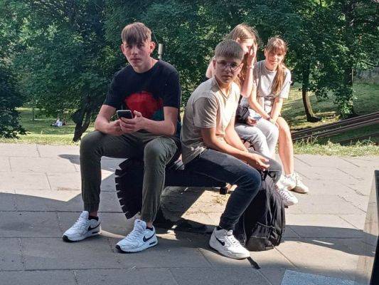 Grafika #85: Wycieczka do Warszawy klas VIII gminy Wicko