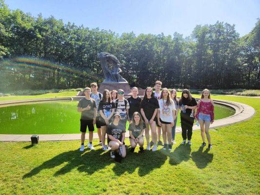 Grafika #92: Wycieczka do Warszawy klas VIII gminy Wicko