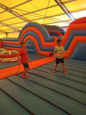 Grafika #11: Wycieczka do Funlandii