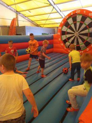 Grafika #18: Wycieczka do Funlandii