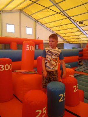 Grafika #21: Wycieczka do Funlandii