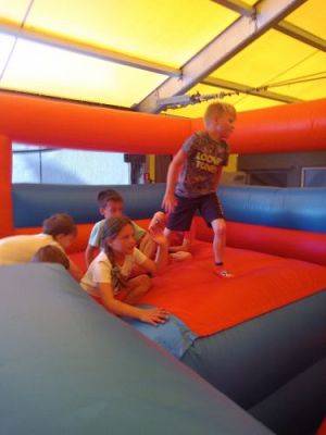 Grafika #22: Wycieczka do Funlandii