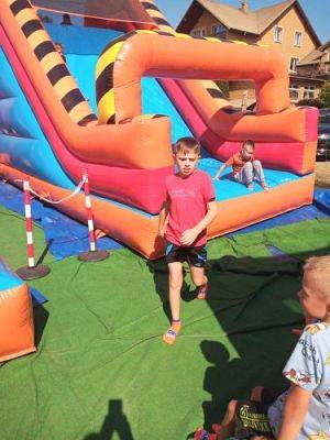 Grafika #36: Wycieczka do Funlandii