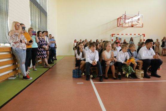 Grafika #25: "Kiedy wydaje się, że wszystko się skończyło"- koniec roku szkolnego