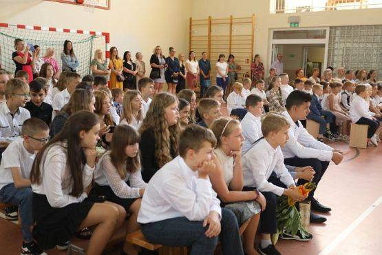 Grafika #27: "Kiedy wydaje się, że wszystko się skończyło"- koniec roku szkolnego