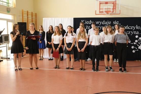 Grafika #48: "Kiedy wydaje się, że wszystko się skończyło"- koniec roku szkolnego