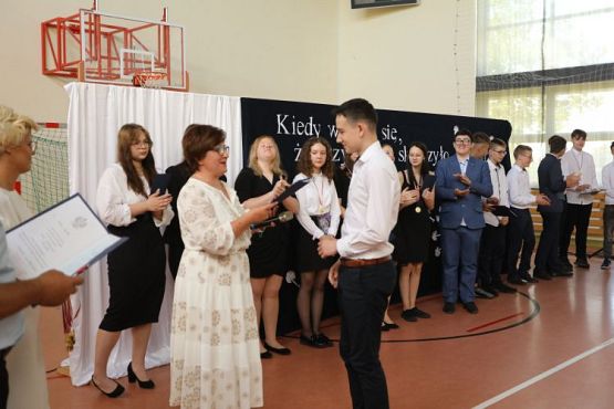 Grafika #65: "Kiedy wydaje się, że wszystko się skończyło"- koniec roku szkolnego