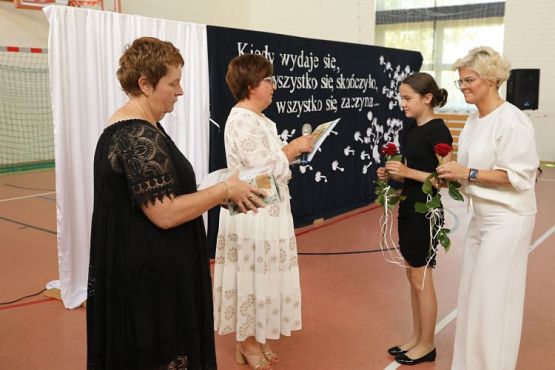 Grafika #79: "Kiedy wydaje się, że wszystko się skończyło"- koniec roku szkolnego