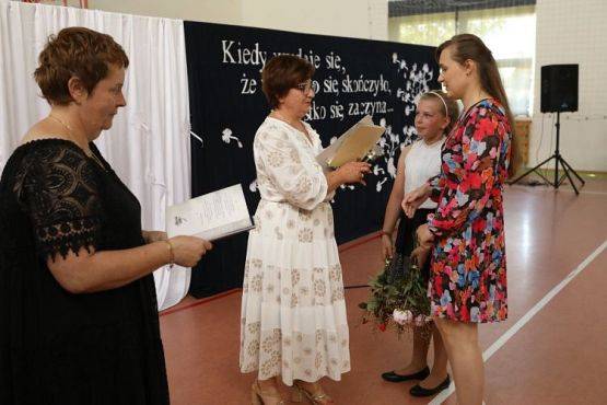 Grafika #84: "Kiedy wydaje się, że wszystko się skończyło"- koniec roku szkolnego