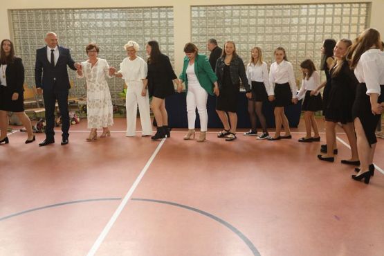 Grafika #134: "Kiedy wydaje się, że wszystko się skończyło"- koniec roku szkolnego