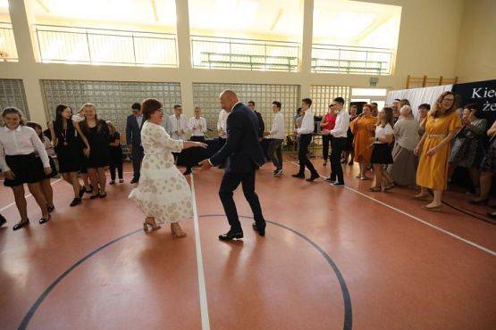 Grafika #138: "Kiedy wydaje się, że wszystko się skończyło"- koniec roku szkolnego