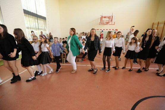 Grafika #141: "Kiedy wydaje się, że wszystko się skończyło"- koniec roku szkolnego