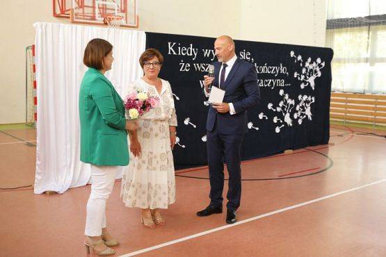 Grafika #147: "Kiedy wydaje się, że wszystko się skończyło"- koniec roku szkolnego