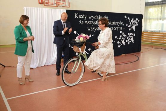 Grafika #159: "Kiedy wydaje się, że wszystko się skończyło"- koniec roku szkolnego