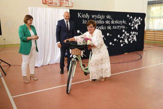 Grafika #160: "Kiedy wydaje się, że wszystko się skończyło"- koniec roku szkolnego