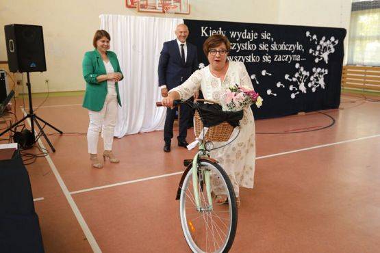 Grafika #162: "Kiedy wydaje się, że wszystko się skończyło"- koniec roku szkolnego