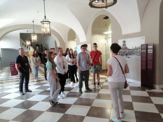 Grafika #0: Wycieczka do Warszawy klasy 8