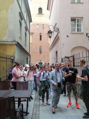 Grafika #13: Wycieczka do Warszawy klasy 8