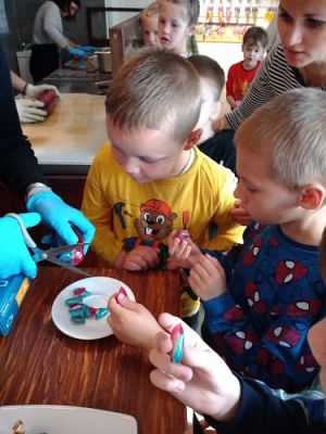 Grafika #13: Manufaktura Słodyczy w Łebie cz. 2