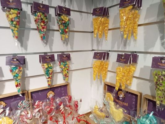 Grafika #34: Manufaktura Słodyczy w Łebie