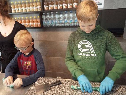 Grafika #51: Manufaktura Słodyczy w Łebie