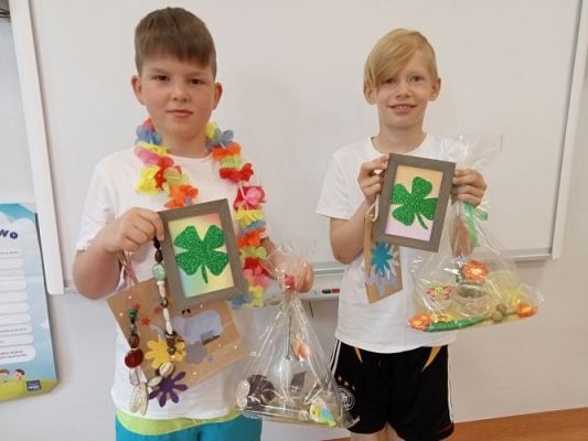 Grafika #2: Dzień Mamy