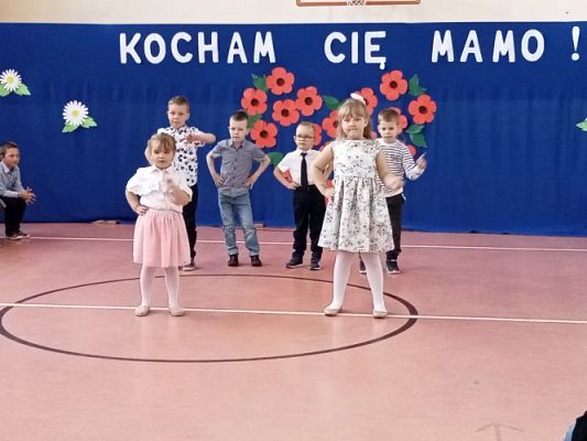 Grafika #28: Dzień Mamy