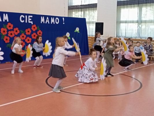 Grafika #47: Dzień Mamy