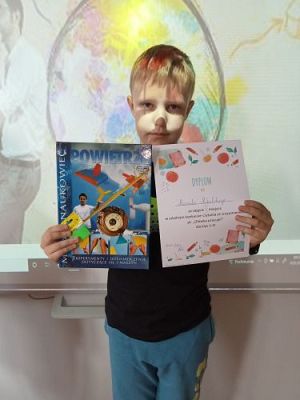 Grafika #7: Konkurs czytania ze zrozumieniem "Główka pracuje!"