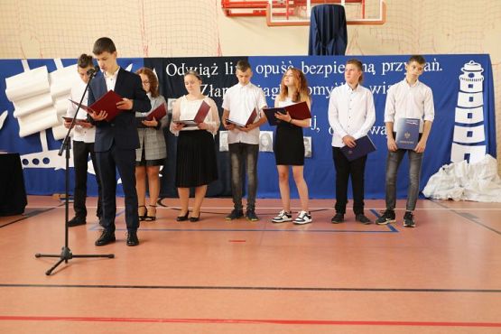 Grafika #22: Zakończenie roku szkolnego 2020/2021