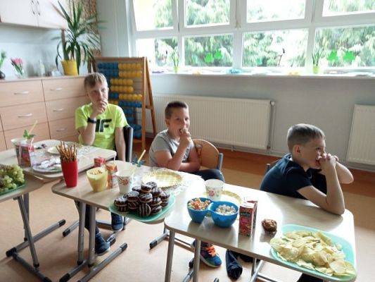 Grafika #10: Dzień Dziecka- klasa 2