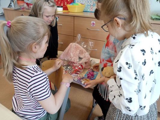 Grafika #22: Dzień Dziecka- klasa 2