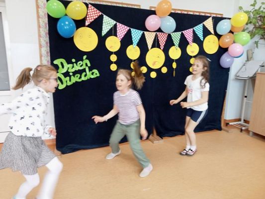 Grafika #56: Dzień Dziecka- klasa 2