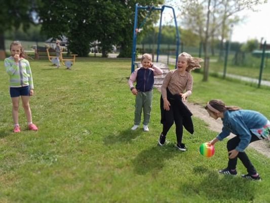 Grafika #61: Dzień Dziecka- klasa 2