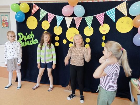 Grafika #77: Dzień Dziecka- klasa 2