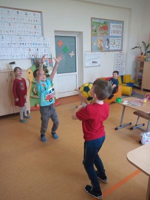 Grafika #26: Dzień Dziecka w kl. I