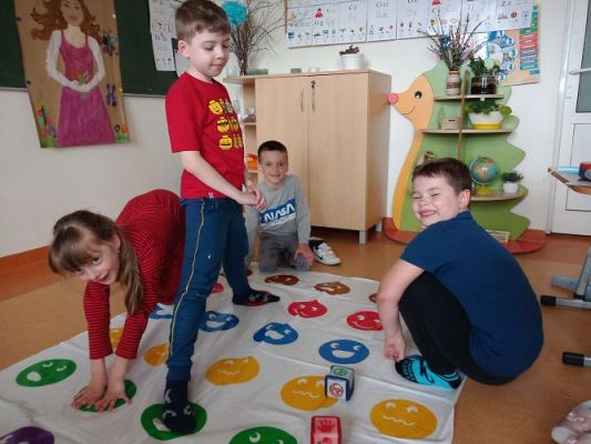 Grafika #39: Dzień Dziecka w kl. I