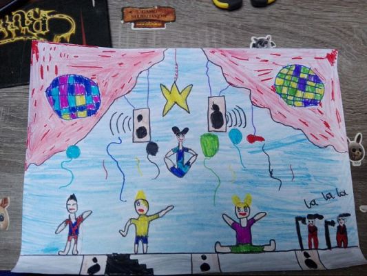 Grafika #44: prace uczniów klasy 5