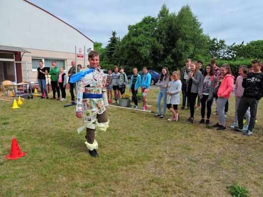 Grafika #68: Dzień Dziecka i Sportu w naszej szkole