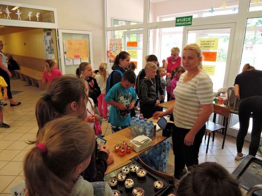 Grafika #84: Dzień Dziecka i Sportu w naszej szkole