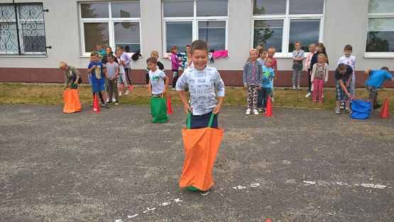 Grafika #13: Dzień Dziecka i Sportu w naszej szkole